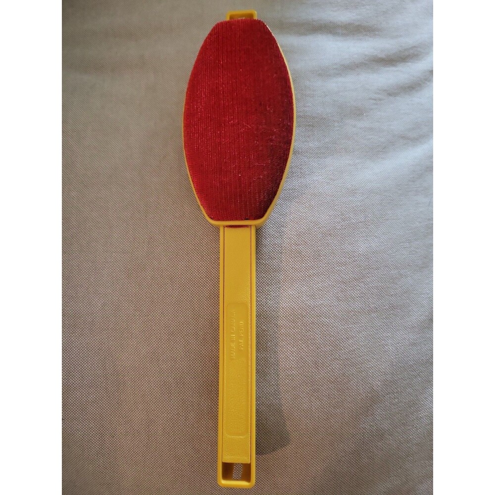 Vintage Fuller Yellow Brush Lint Hair Remover Reversible Left Right Handed